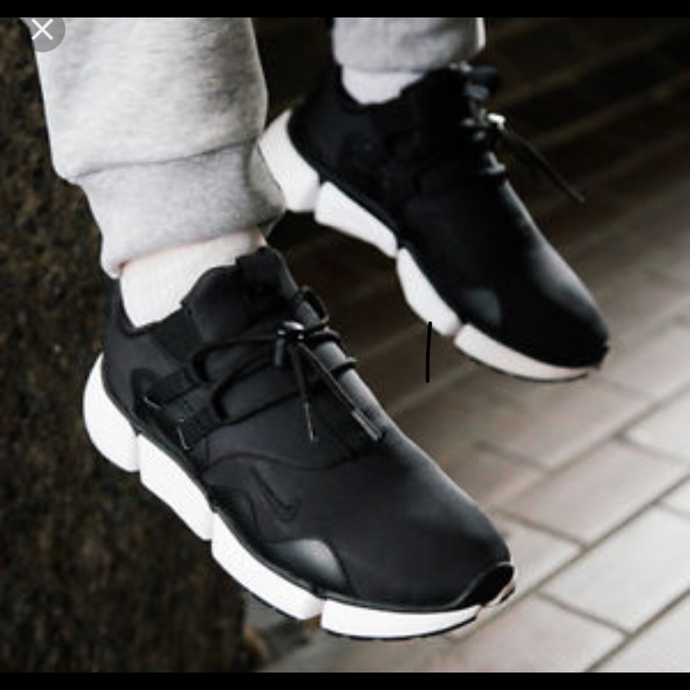 NWT Nike Pocketknife DM Black Men’s Sneakers - Picture 2 of 6